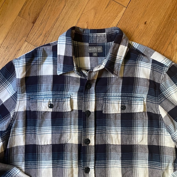 LL Bean Signature Men’s “1933” Blue Plaid Work Shirt - Picture 2 of 6
